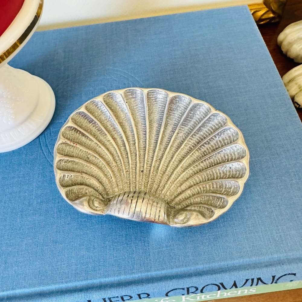Sea Shell Catchall Trinket Dish Silver Tone Textured Metal PELTRINA ARGENTINA